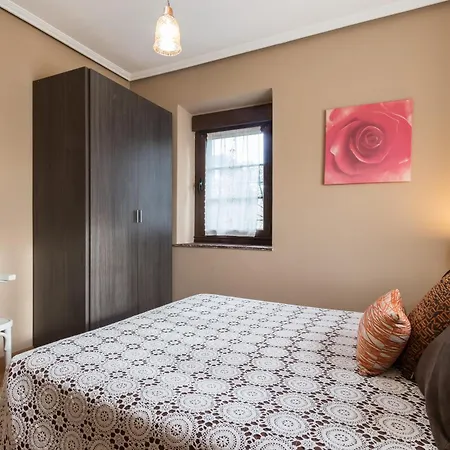 La Escuela De * Premio