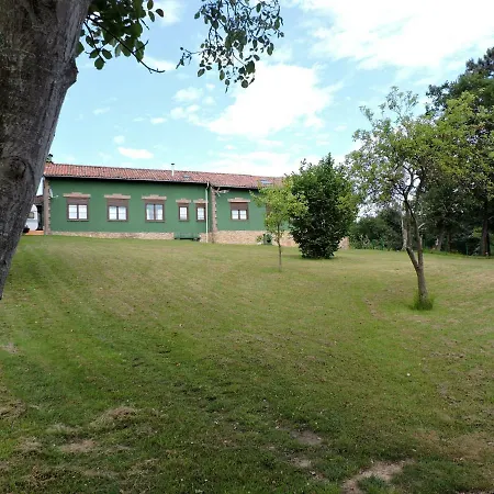 別荘 La Escuela De